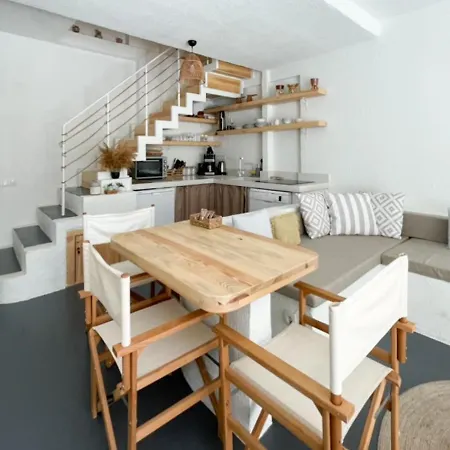 Apartman Modern Chic Cozy Duplex In